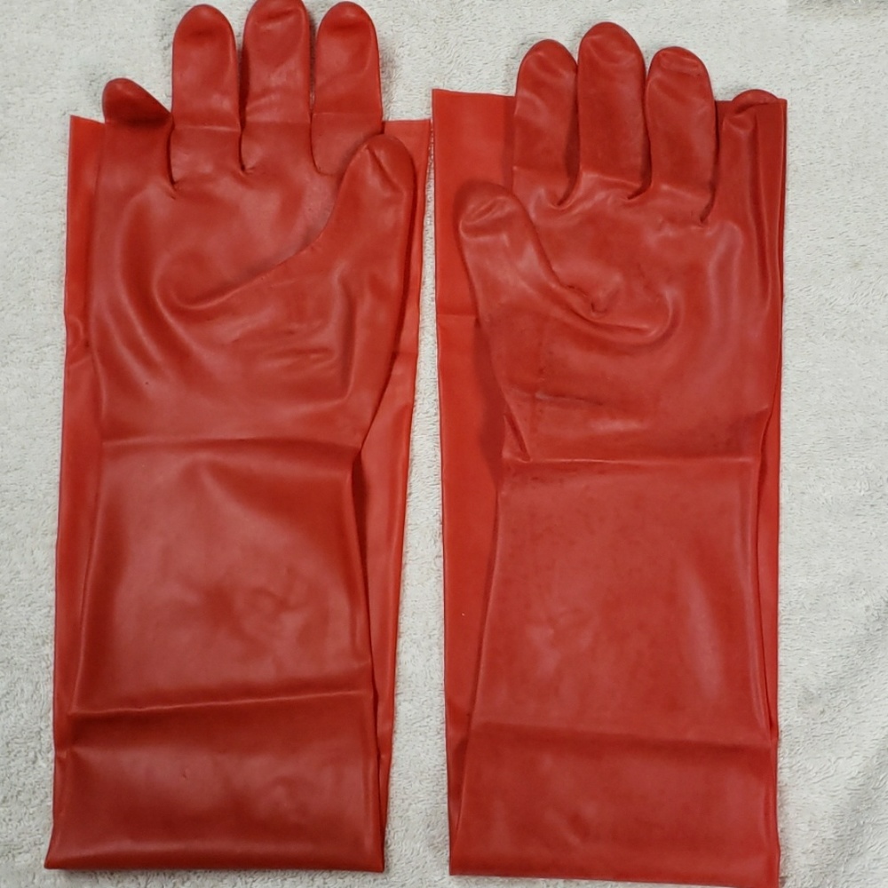 Latex Shoulder Gloves, Red